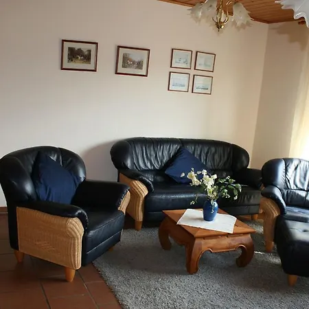 펜션 Zur Alten Schmiede I 볼텐하겐